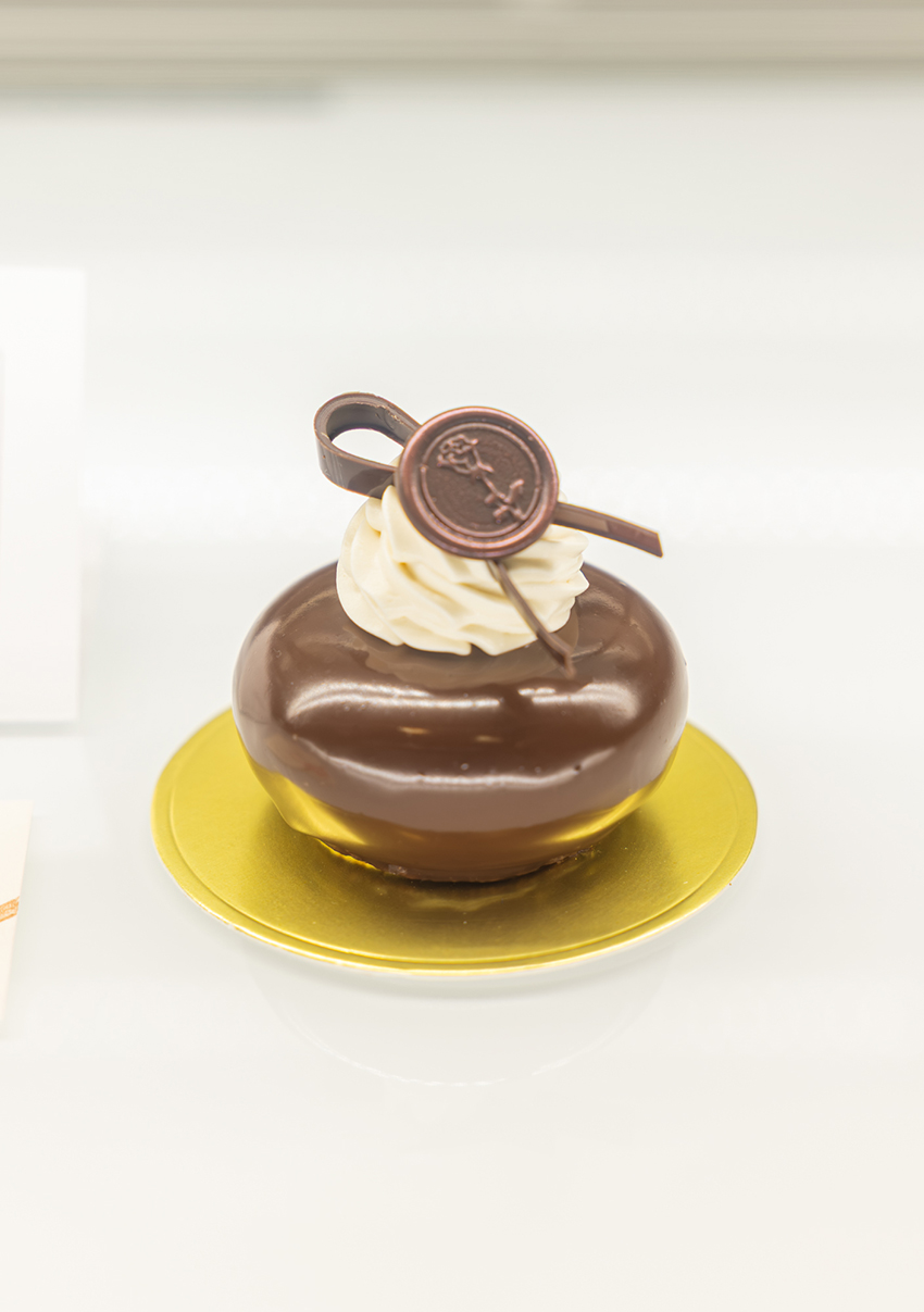 【洋7部】学生部門 プティガトー「冬のショコラ」第1位