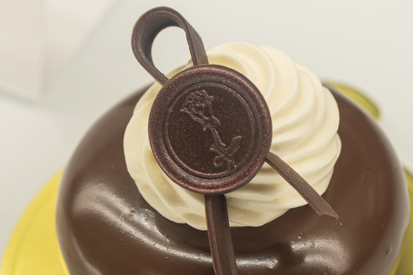 【洋7部】学生部門 プティガトー「冬のショコラ」 第1位